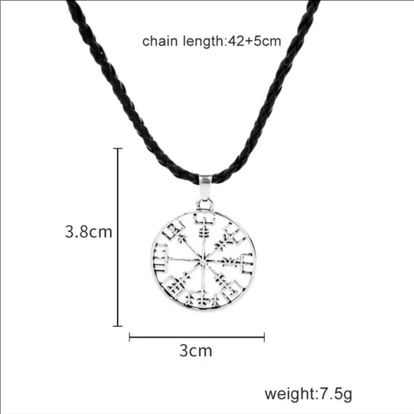 ❌SOLD❌ Viking Odin Rune Amulet Compass Necklace - Picture 9 of 13